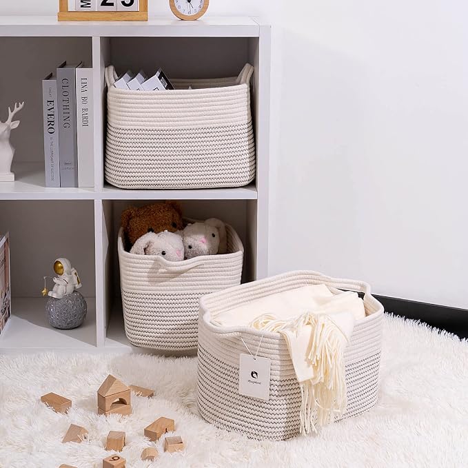 Medium and Large Woven Basket//With Handle, Used - Image 7