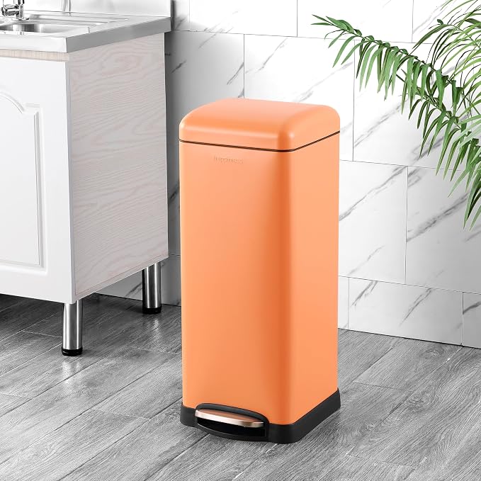 happimess HPM1007G Betty Retro 8-Gallon Step-Open Trash Can, Fingerprint - Image 2