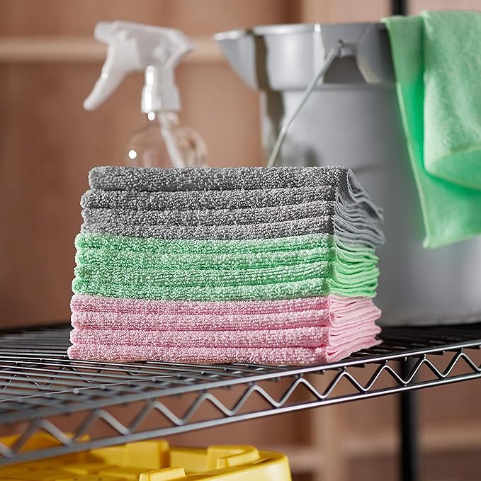 Amazon Basics Microfiber Cleaning Cloths, Non-Abrasive, Reusable and Washable - Image 5